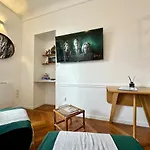 Studio Centre Ville, Parking, Balcon, Piscine
