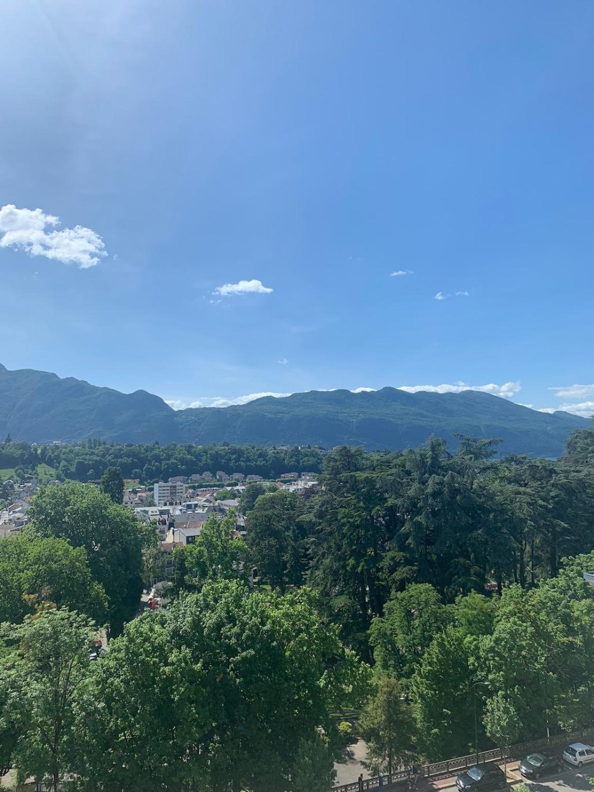 Centre Ville, Parking, Balcon, Piscine Appartement Aix-les-Bains
