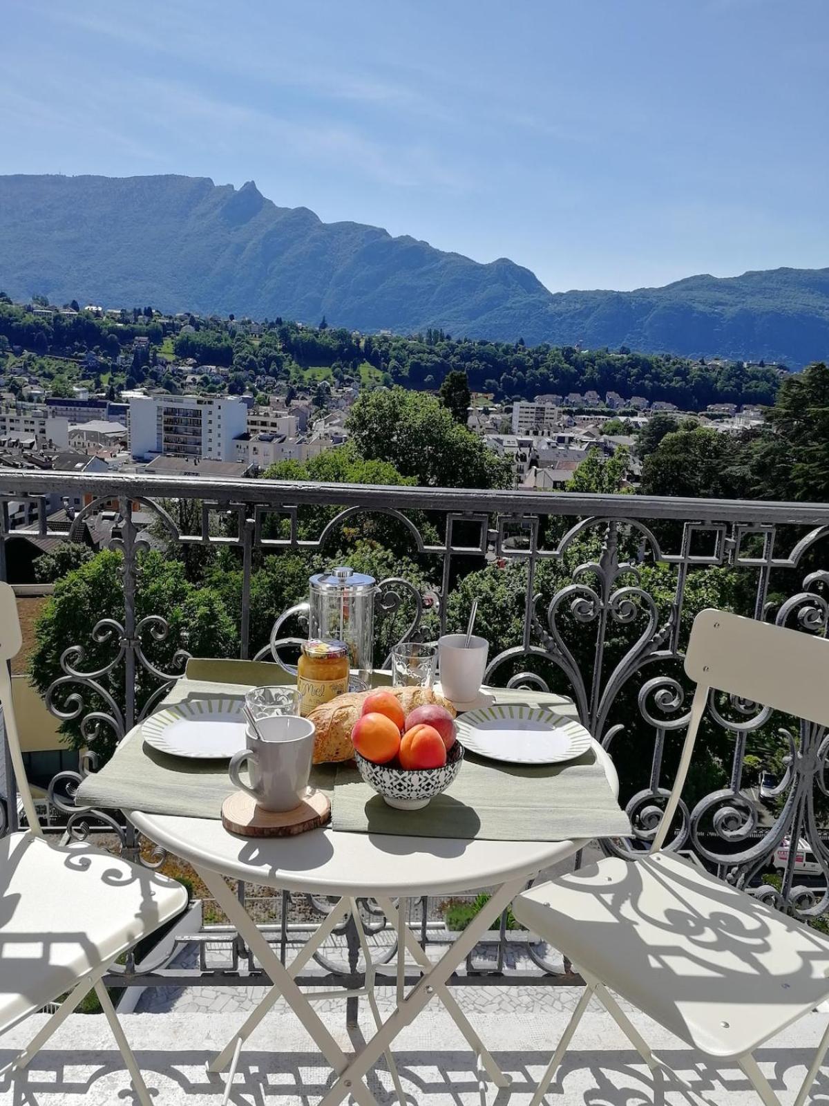 Centre Ville, Parking, Balcon, Piscine *