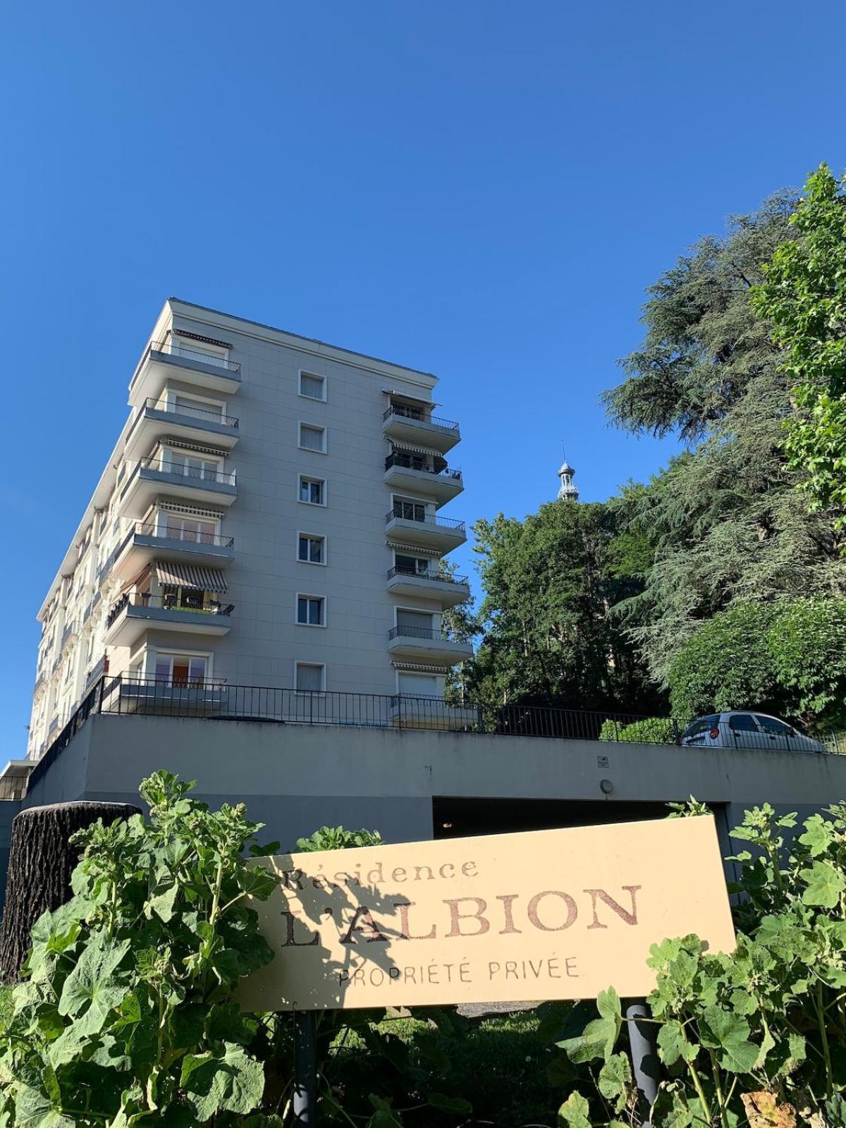 Appartement Centre Ville, Parking, Balcon, Piscine